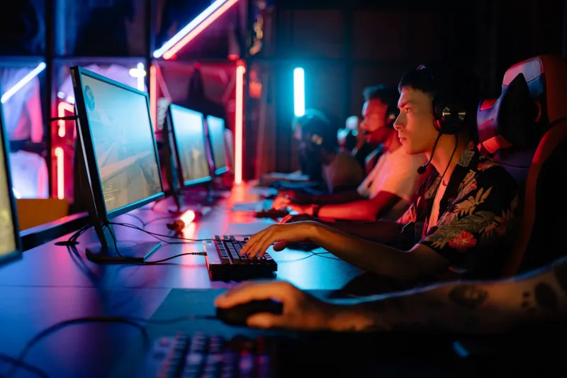 Wired to Win: The Science and Psychology Behind Clutch Performance in Esports